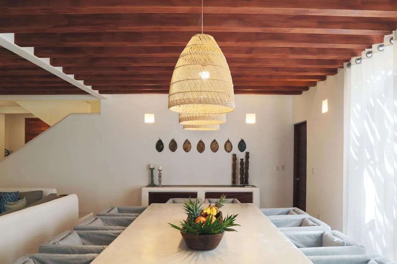 Casa Marivan, Private Pier, Free Paddle Boards & Kayac Bacalar Nyaraló